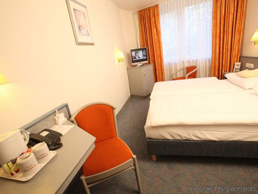 Central Hotel Eschborn Exteriör bild